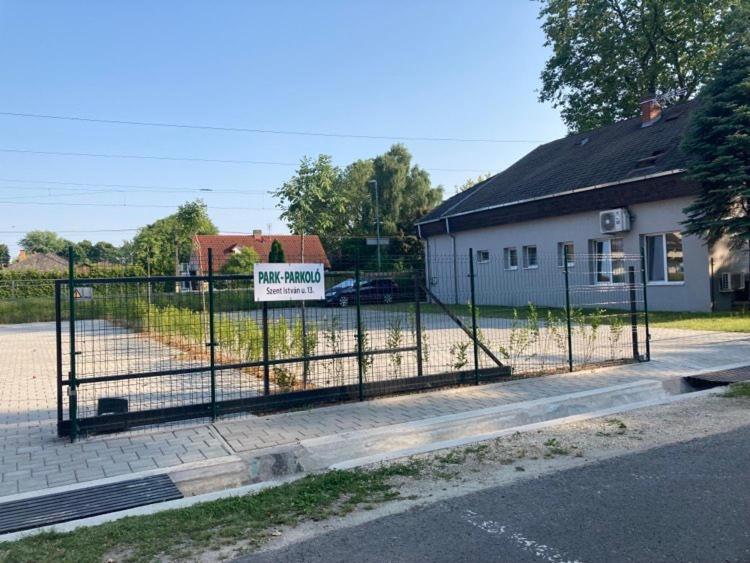 Lido Riviera, Relux Apartman Balatonlelle Exteriör bild