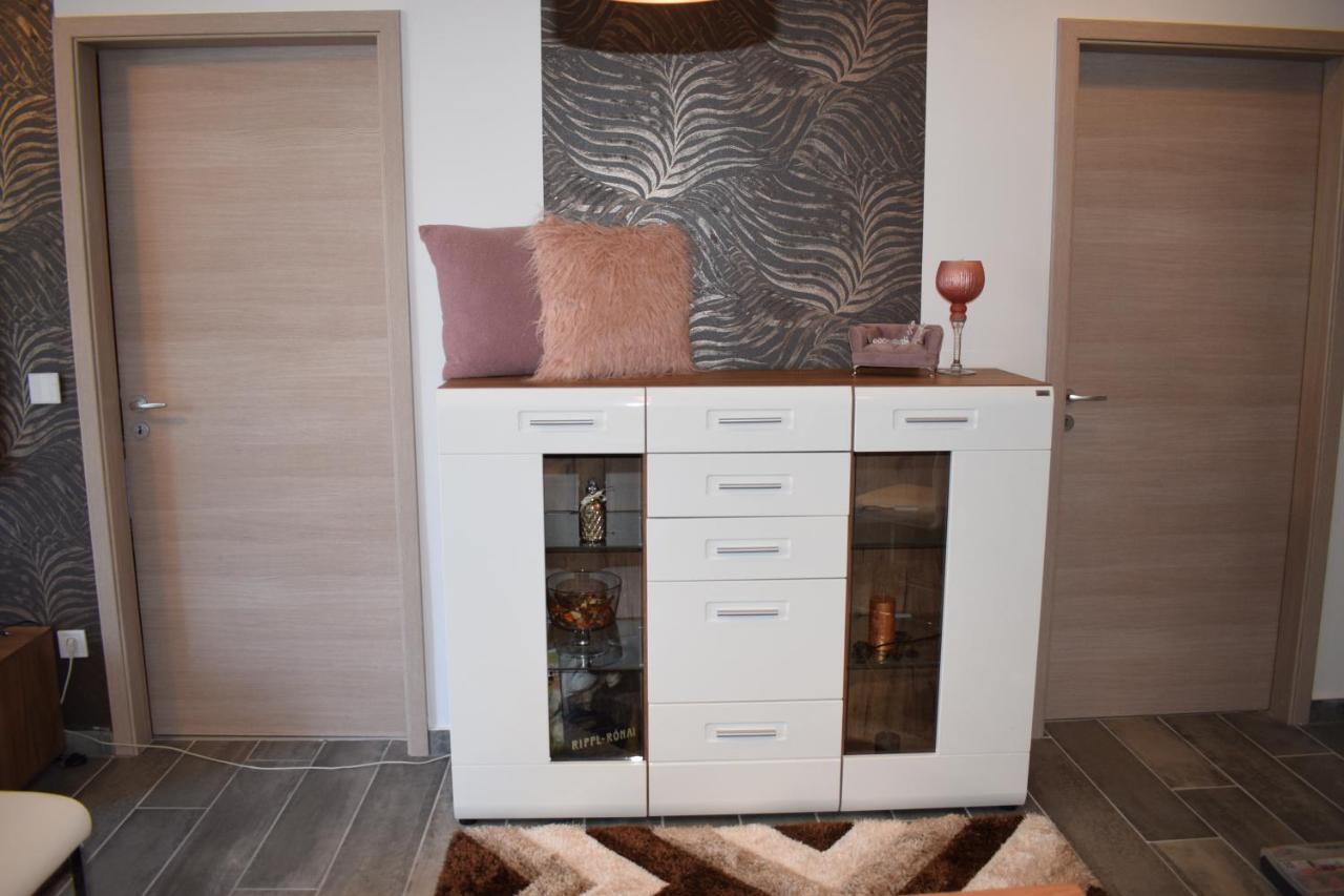 Lido Riviera, Relux Apartman Balatonlelle Exteriör bild